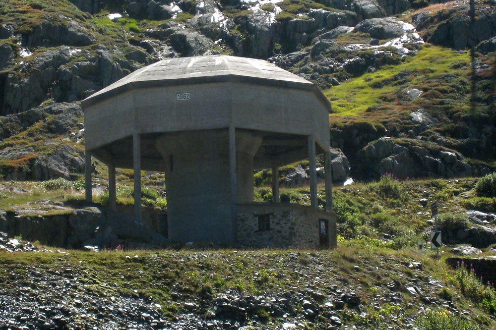 Conduit d'aération du tunnel du Grand-Saint-Bernard